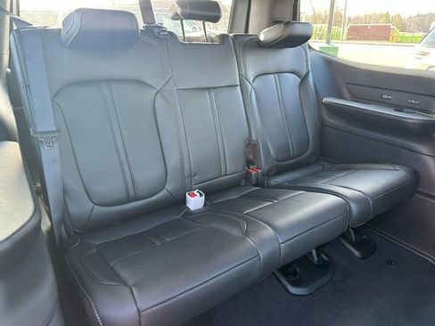 New 2025 Jeep Wagoneer Series II image 5