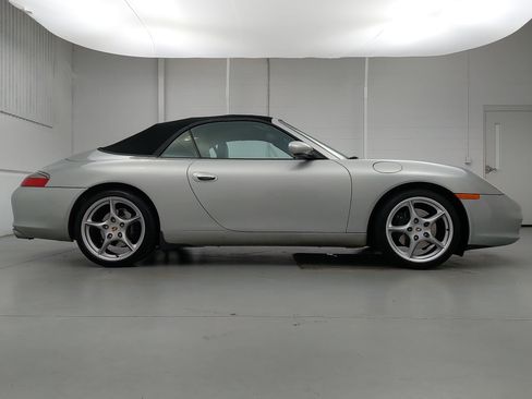 Used 2003 Porsche 911 Carrera RWD image 8