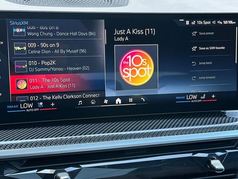 New 2026 BMW X5 M60i w/ Executive Package image 21