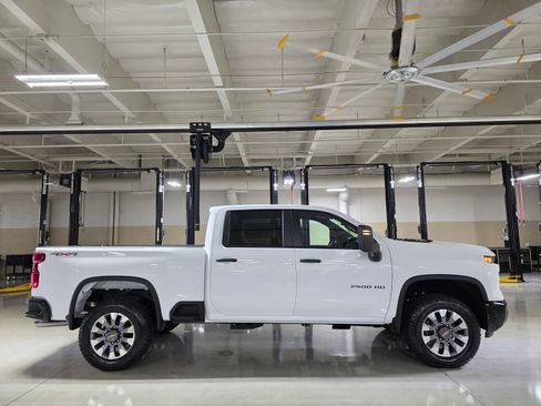 New 2026 Chevrolet Silverado 2500 Custom w/ Custom Convenience Package image 8
