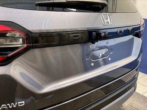 Used 2023 Honda Pilot Touring image 30