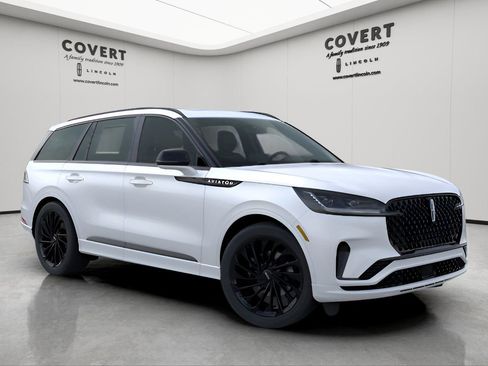 New 2026 Lincoln Aviator Reserve w/ Luxury Package RWD image 7