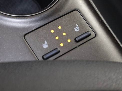 Used 2023 Toyota Camry XSE image 8