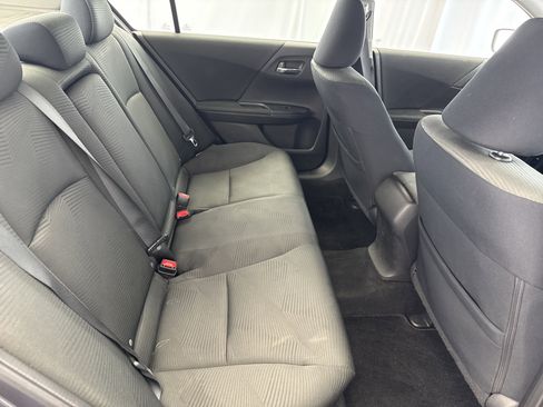 Used 2017 Honda Accord LX image 15