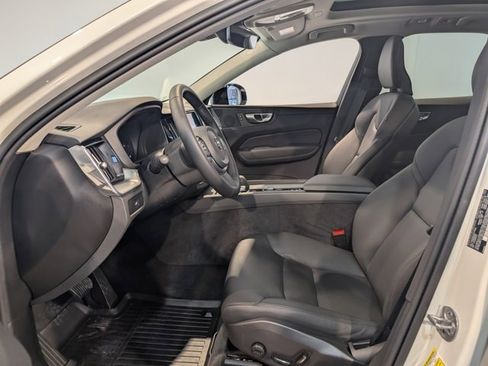 Used 2025 Volvo XC60 B5 Core w/ Climate Package image 12
