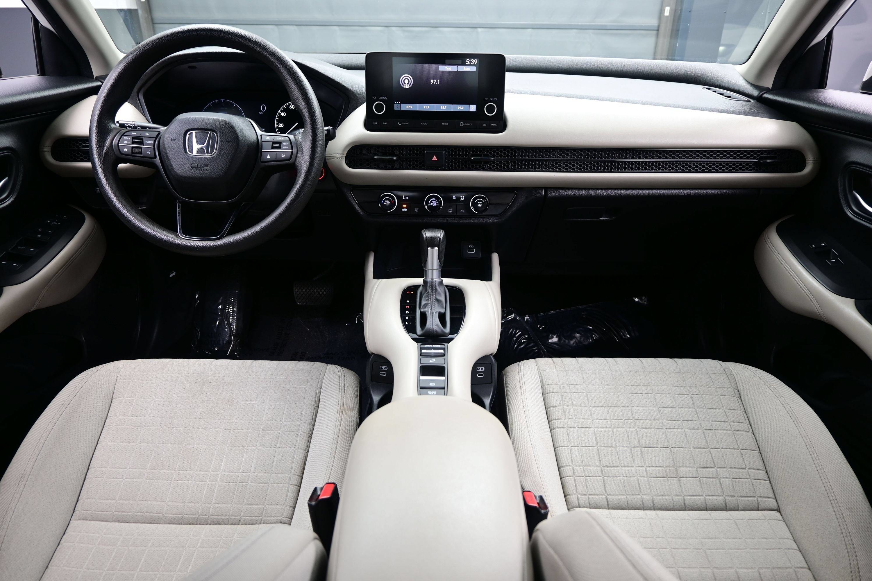 Used 2024 Honda HR-V LX image 16
