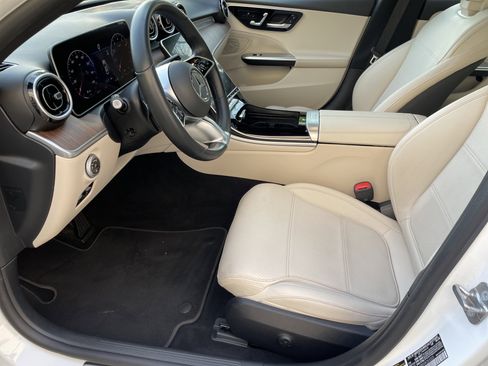 Certified 2025 Mercedes-Benz C 300 Sedan image 21
