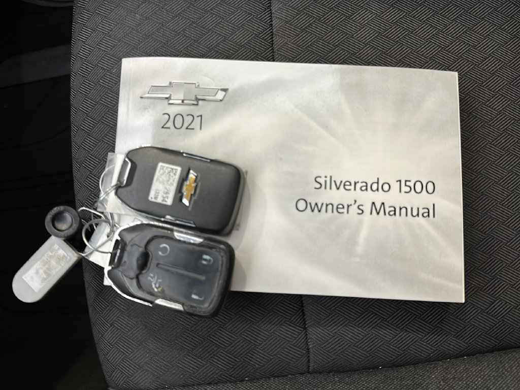 Used 2021 Chevrolet Silverado 1500 LT w/ All Star Edition Plus AWD/4WD image 29