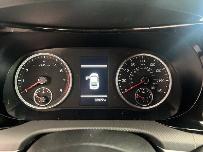 Used 2022 Kia K5 GT-Line FWD image 24