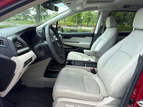 Used 2026 Honda Odyssey EX-L image 12