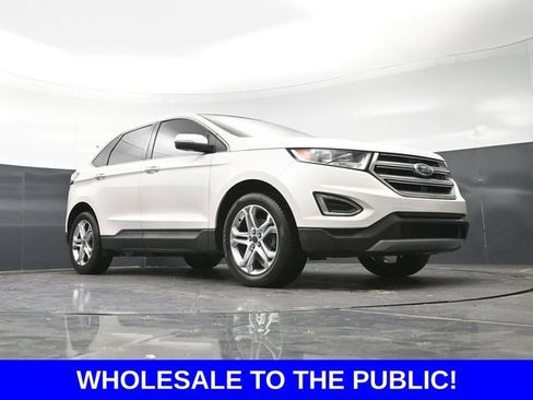 Used 2015 Ford Edge Titanium FWD image 35