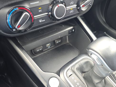 Used 2020 Kia Soul GT-Line w/ GT 2.0L Power Sunroof Package image 28