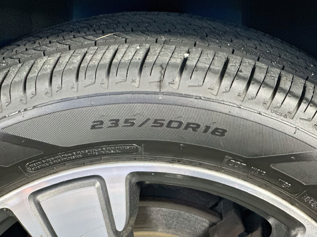 Used 2018 Ford Escape SEL AWD/4WD image 30