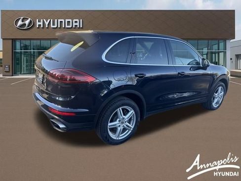 Used 2018 Porsche Cayenne Platinum Edition image 5
