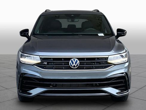Used 2023 Volkswagen Tiguan SE R-Line FWD image 4
