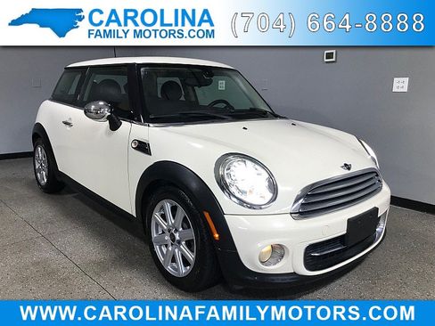 Used 2013 MINI Cooper Hardtop FWD image 1