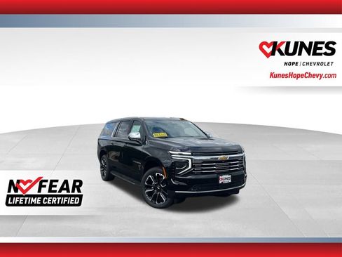 New 2026 Chevrolet Suburban Premier image 1