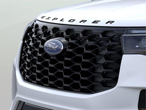 New 2026 Ford Explorer ST-Line w/ ST-Line Street Pack image 18