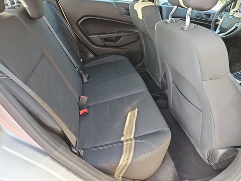 Used 2019 Ford Fiesta SE image 16