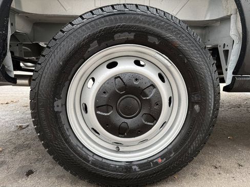 New 2026 Ford Transit 250 148 Medium Roof image 10