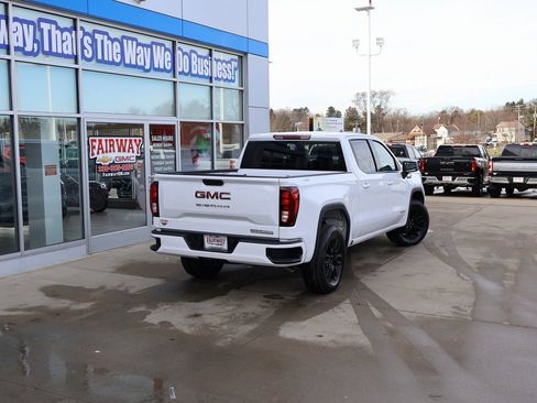 New 2026 GMC Sierra 1500 Elevation image 44