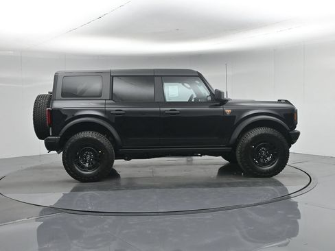 New 2026 Ford Bronco Badlands AWD/4WD image 25