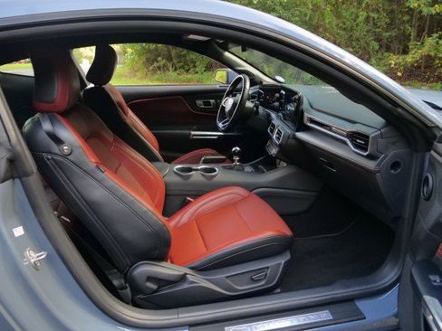 Used 2024 Ford Mustang GT Premium w/ GT Performance Package RWD image 30