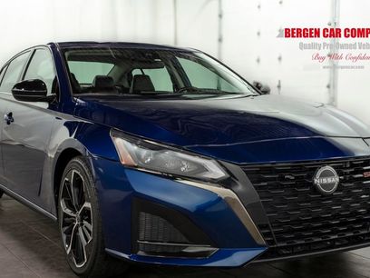 Used 2023 Nissan Altima 2.5 SR