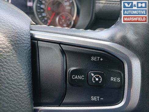 Used 2020 RAM 1500 Laramie w/ Sport Appearance Package AWD/4WD image 14