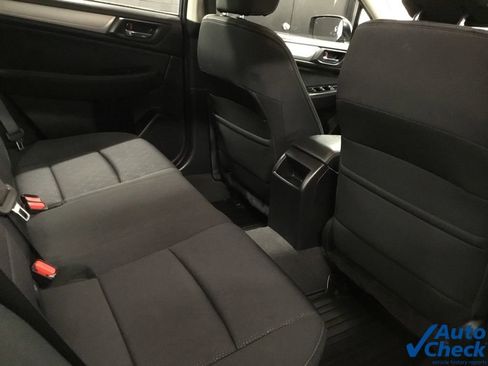 Used 2017 Subaru Legacy 2.5i Premium AWD/4WD image 33