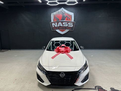 Used 2025 Nissan Altima 2.5 SV image 6