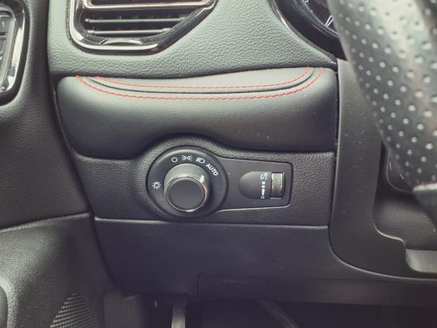 Used 2024 Dodge Durango GT image 20