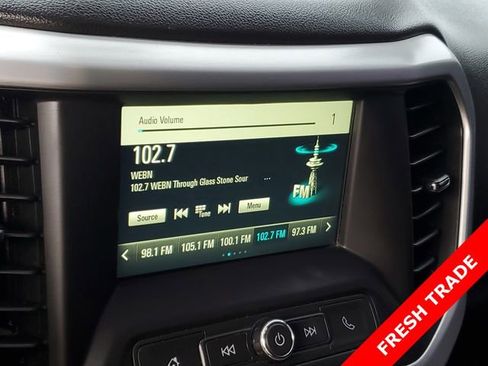 Used 2017 GMC Acadia SLE image 16