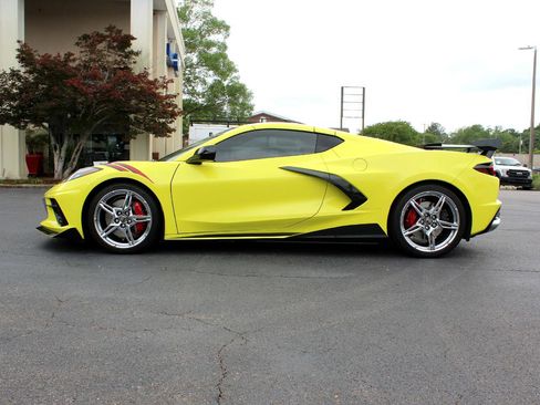 Used 2022 Chevrolet Corvette Stingray Preferred Cpe w/ Z51 Performance Package RWD image 11