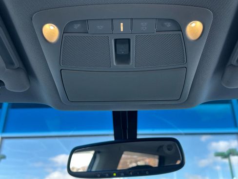 Used 2016 Nissan Pathfinder Platinum image 31