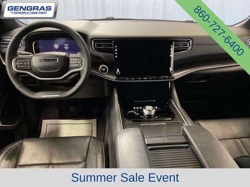 Used 2023 Jeep Wagoneer 4WD w/ Convenience Group I image 32