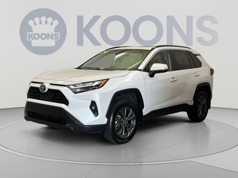 Used 2024 Toyota RAV4 XLE Premium w/ Weather Package AWD/4WD image 1