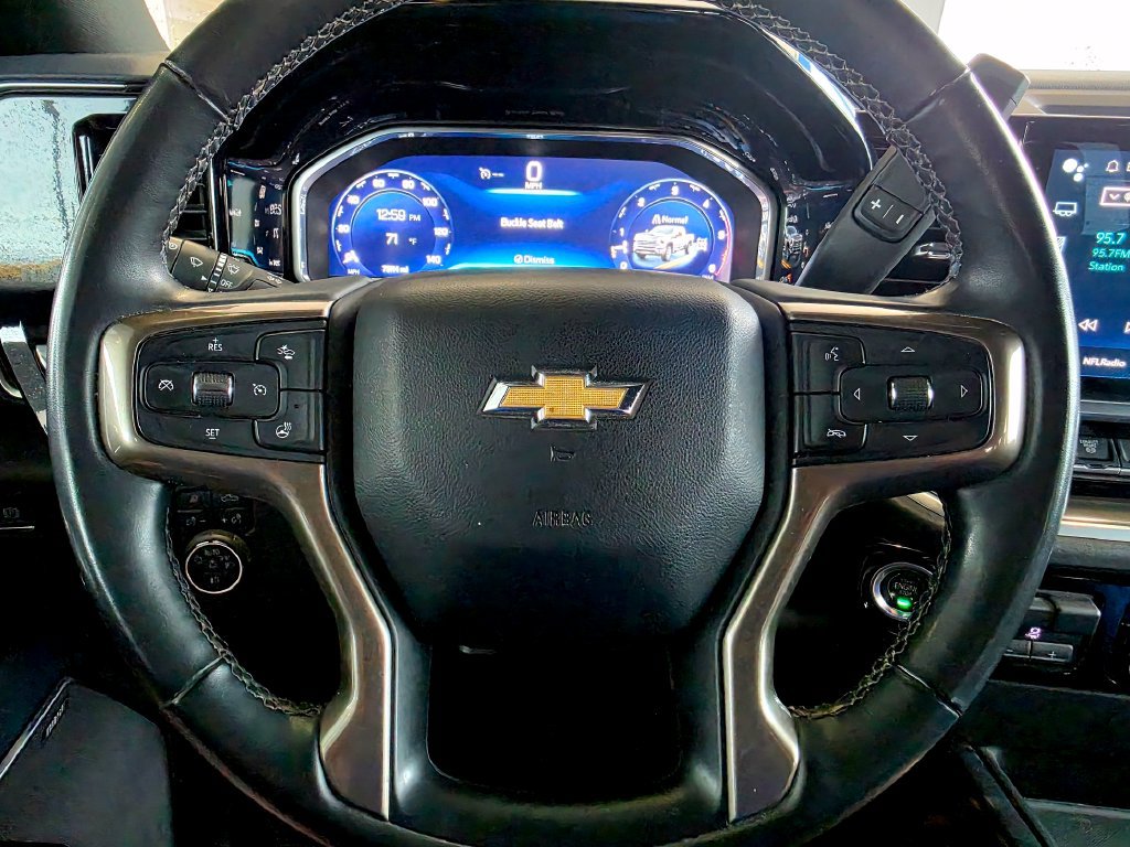 Used 2024 Chevrolet Silverado 2500 High Country w/ High Country Premium Package AWD/4WD image 40