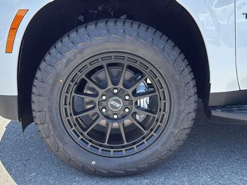 New 2026 Chevrolet Tahoe LS w/ LPO, Dark Essentials Package RWD image 10