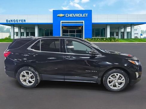 Used 2018 Chevrolet Equinox LT image 6