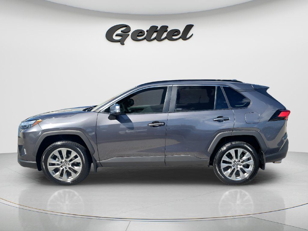 Used 2024 Toyota RAV4 XLE Premium FWD image 8