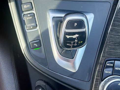 Used 2016 BMW 328i 4dr Sdn 328i RWD South Africa image 17