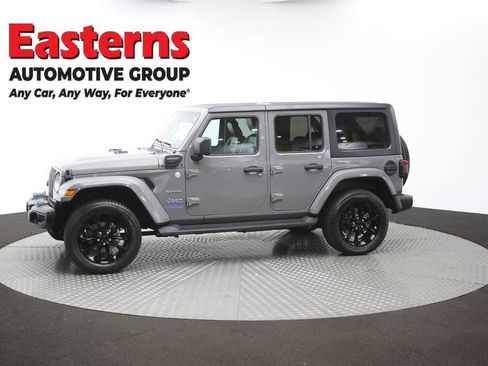 Used 2022 Jeep Wrangler Unlimited Sahara w/ Cold Weather Group AWD/4WD image 57