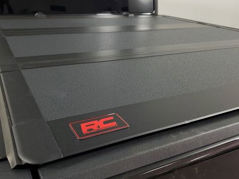 Used 2023 Jeep Gladiator Rubicon w/ Cold Weather Group image 37