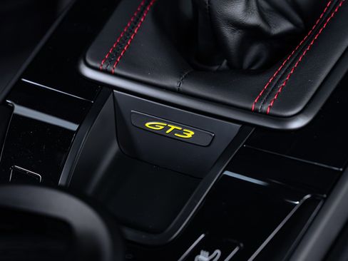 Used 2022 Porsche 911 GT3 image 53