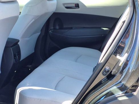 Used 2026 Toyota Corolla Cross L image 17