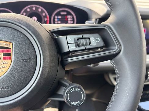 Certified 2026 Porsche Cayenne AWD/4WD image 16