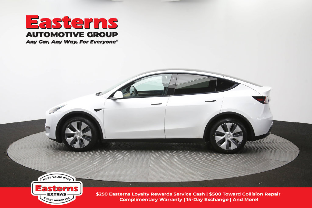 Used 2022 Tesla Model Y Long Range AWD/4WD image 58