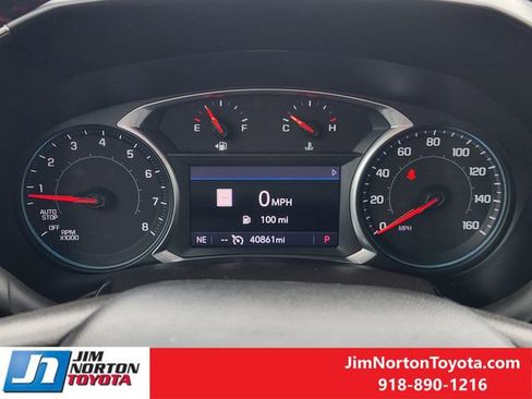 Used 2022 Chevrolet Equinox RS w/ RS Leather Package FWD image 17