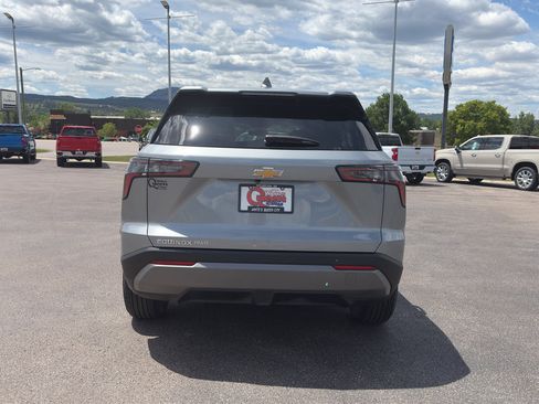 Certified 2025 Chevrolet Equinox LT AWD/4WD image 11